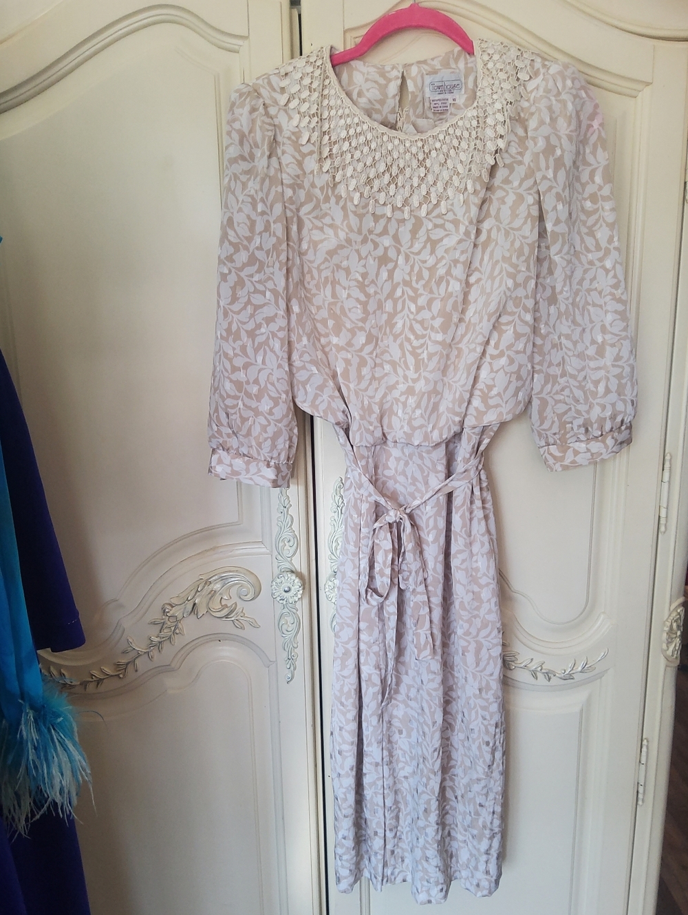 Late 70s Cream Patterned Midi Dress with Crochet Neckline